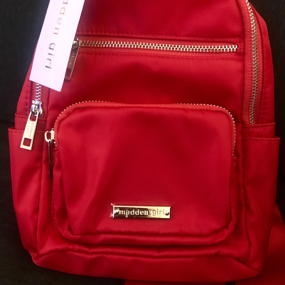 Madden girl sling bag